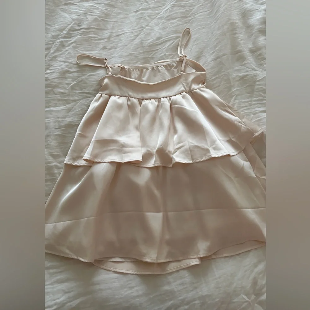 Beginning Boutique - cream satin mini dress - US 2 - Picture 6 of 6